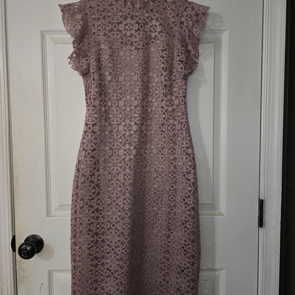 Enfocus Studio Lace Midi Dress in Dusty Pink